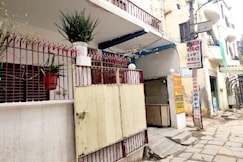 Gandhi Ganga Guest House, Varanasi