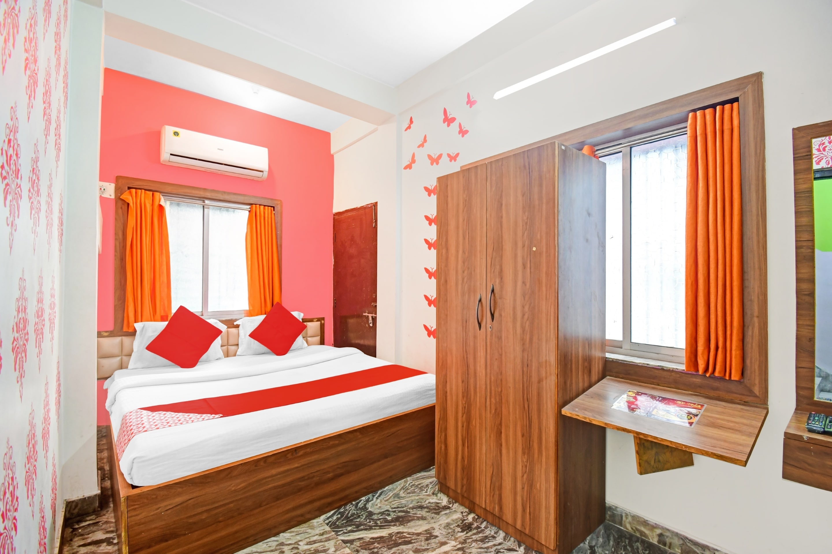 Hotel O Diamond Palace Guest House - Tap to explore photos