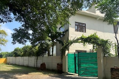 Hotel O by OYO THE JUNGLE SAFARI HOTEL & RESORT, Nighasan