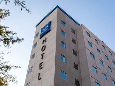 IBIS Budget Aguascalientes Norte - Tap to explore photos