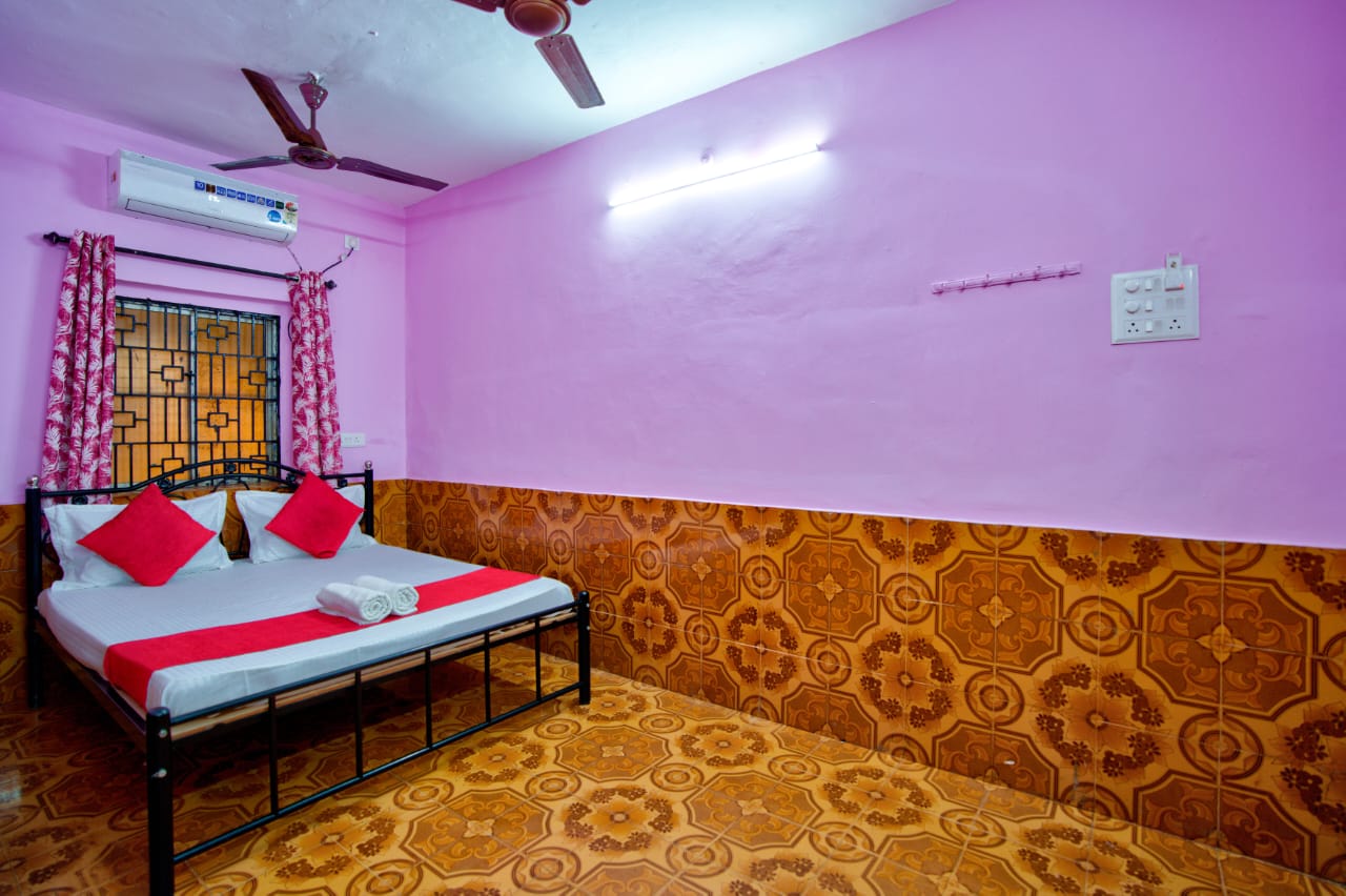 MATIAS GUEST HOUSE CALANGUTE GOA - Tap to explore photos