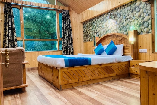 Ram Cottage| Rooms & Kitchen