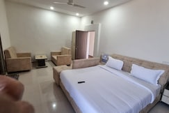 Jodhpur Palace, Himmatnagar