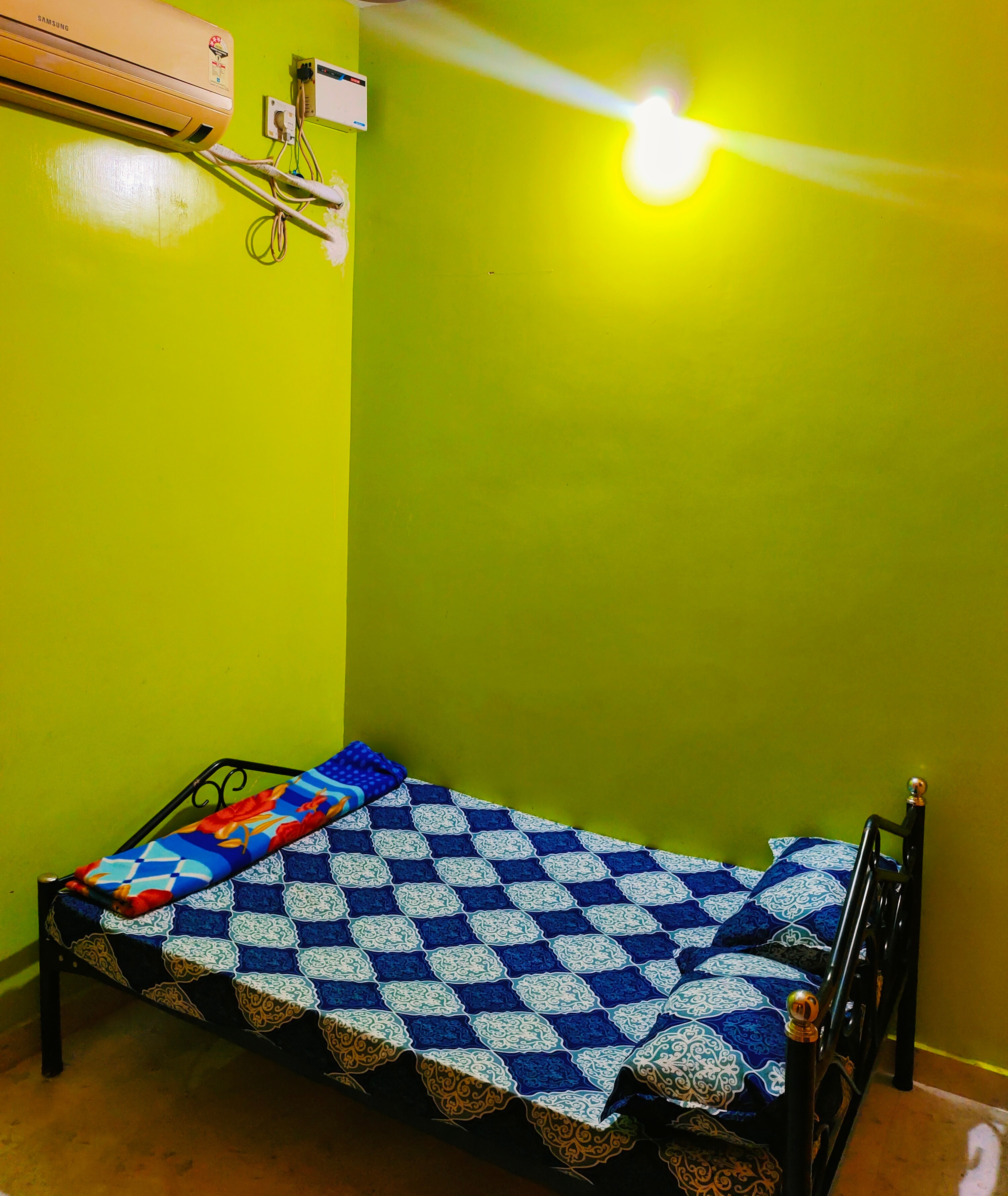 VN Home stays - Tap to explore photos