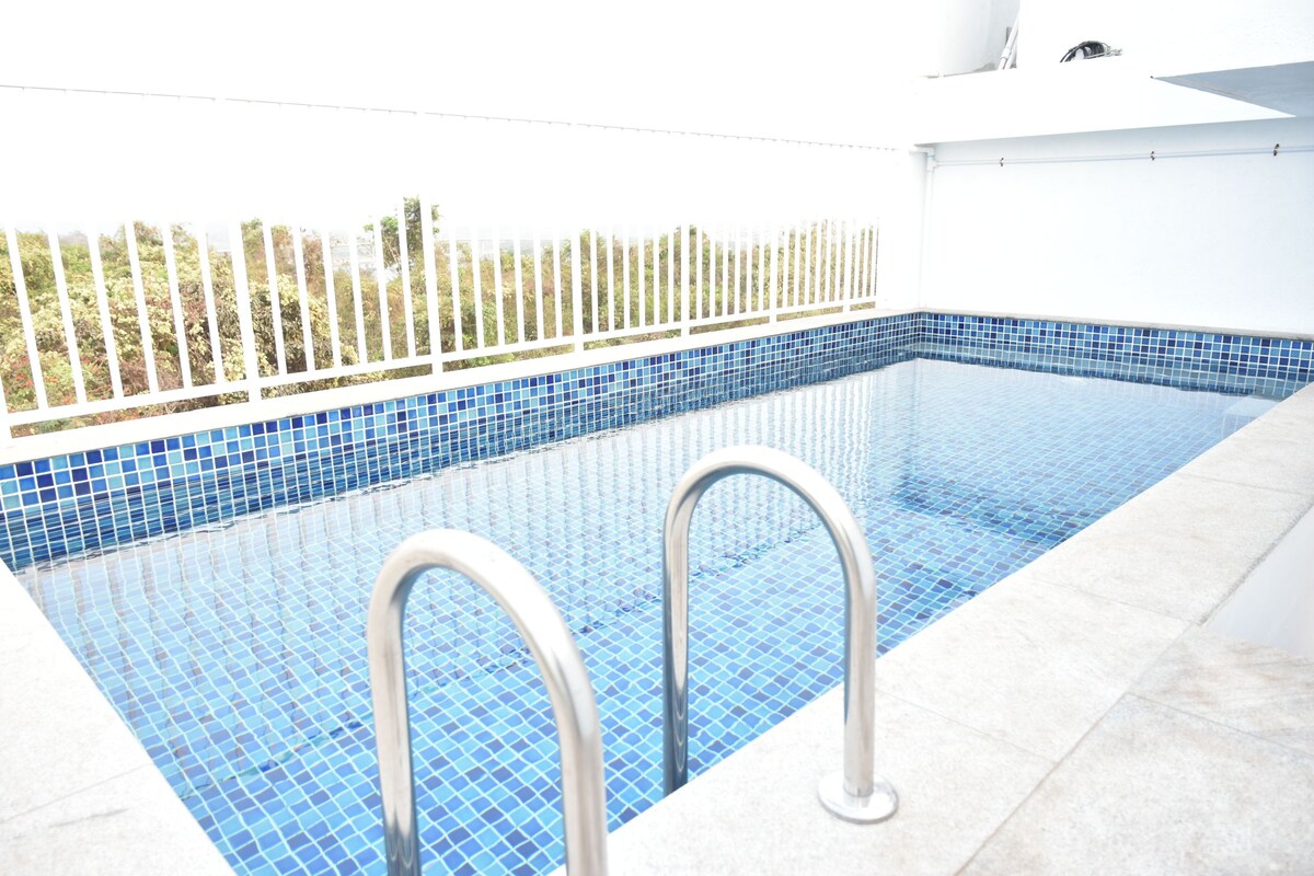 Casa Penta-Sea, 5bhk penthouse with private pool - Tap to explore photos