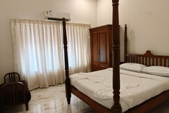 Coco Parra Villa, Goa
