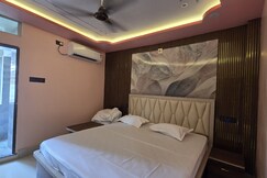 Kailash Homestay, Deoghar