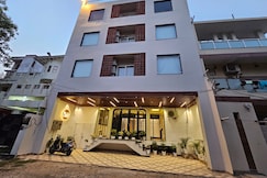 Hotel The Urban Villa, Varanasi