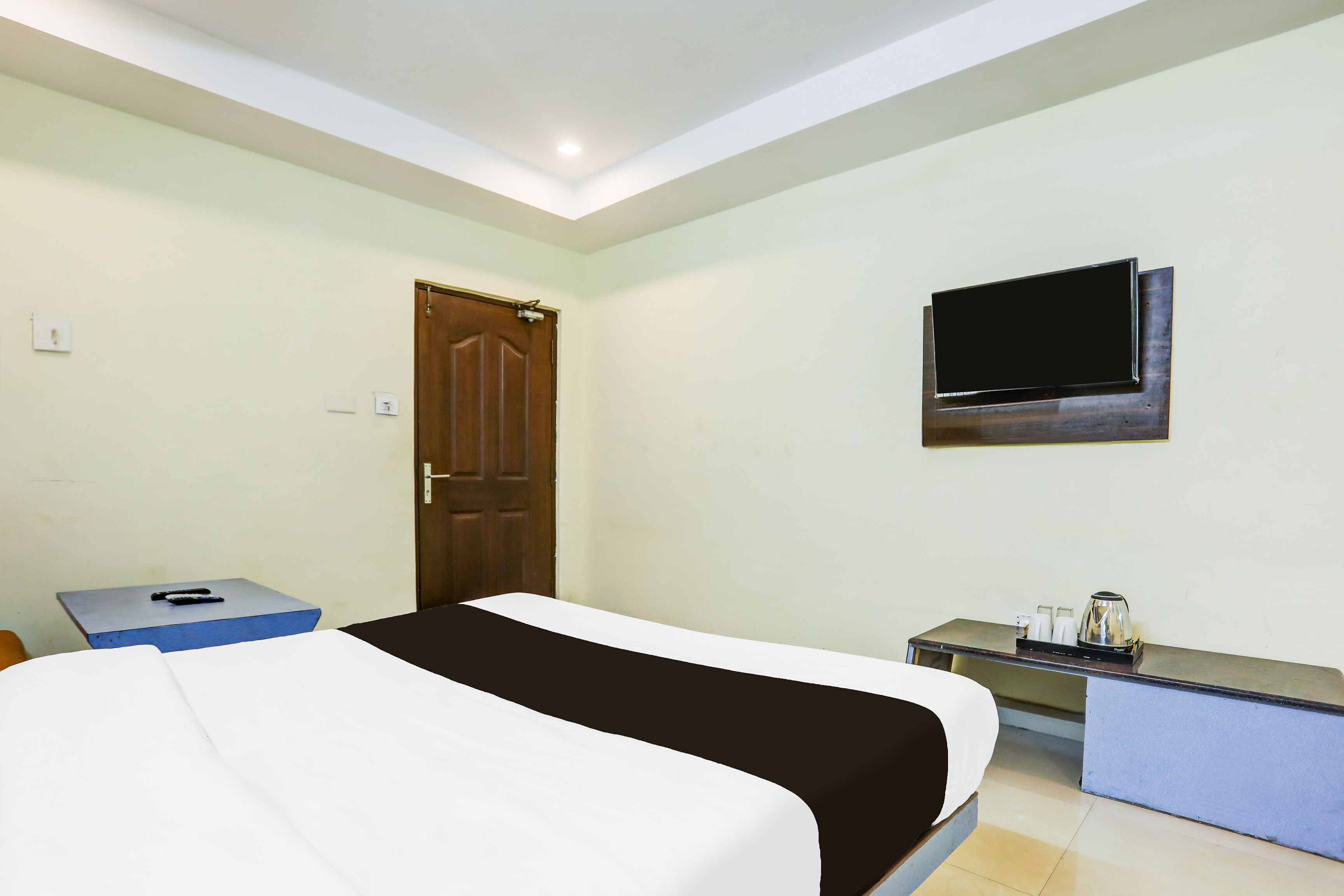 Collection O Nellore Subbareddy Government Hospital Formerly Hotel Rama Royal - Tap to explore photos