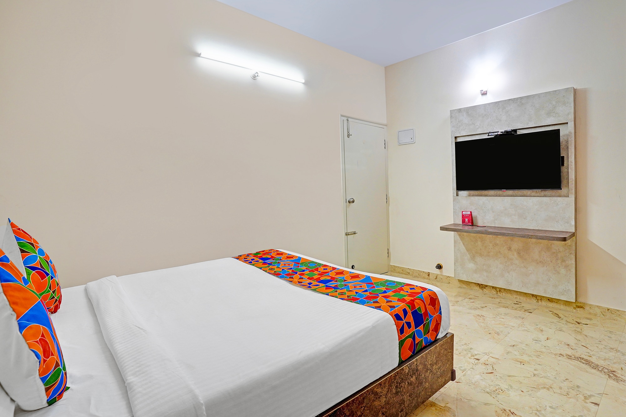 FabHotel Metro Grand - Koramangala - Tap to explore photos