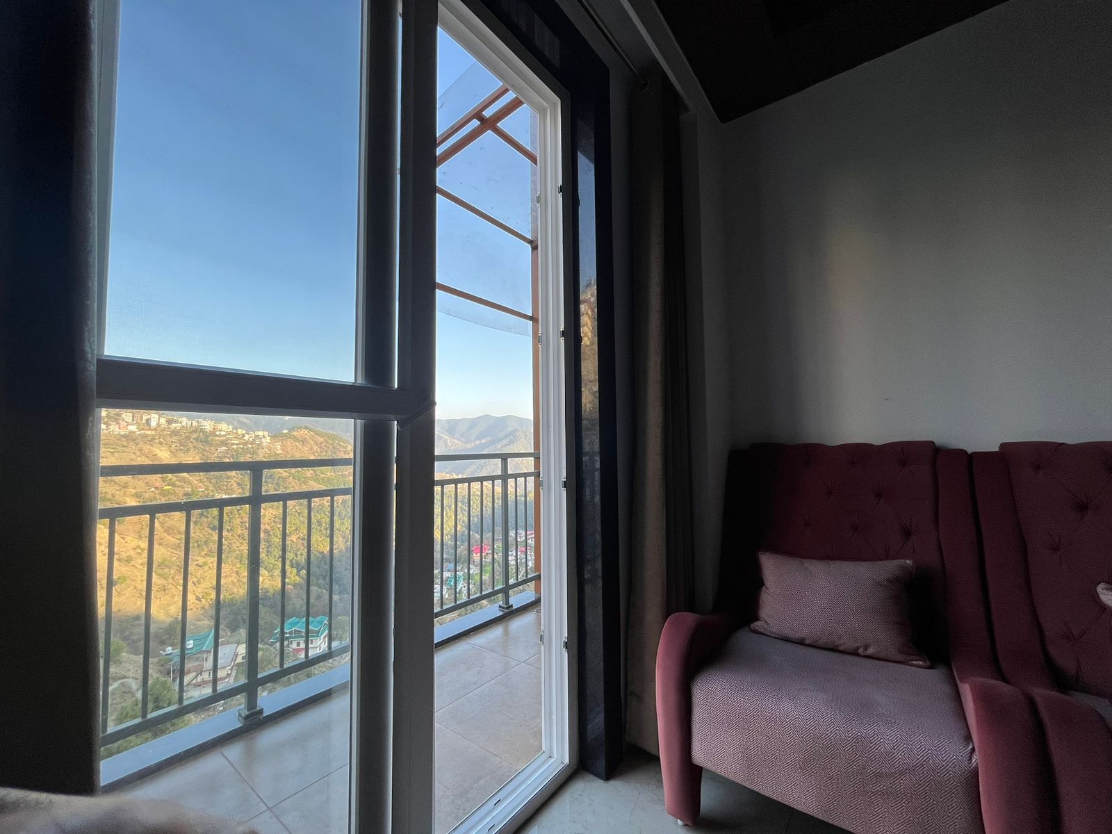 1bhk at Cliffton Valley - Tap to explore photos