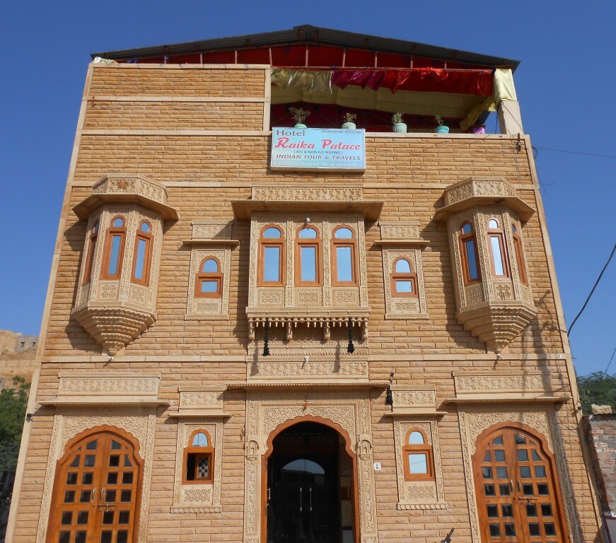 Hotel Raika Palace - Tap to explore photos