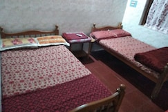 RAJ HOMESTAY, Valparai