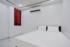 Hotel O Ocean Blue, Nagpur