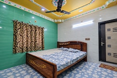 Mayapur Golok Dham Guest House, Mayapur