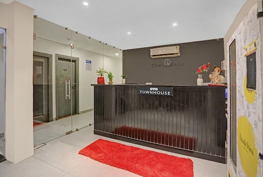 Townhouse 587 Sector 19
