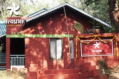 Satyaprabha Cottage Rooms, Kudal