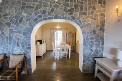 Cold Stone Villa a cozy escape above the clouds, Kodaikanal