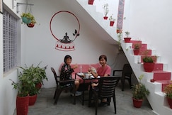 THE HIGH VILL HOME STAY, Khajuraho