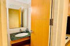 ARMERIA  STAY, Lucknow