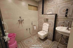 Shreejee Inn P.G., Varanasi