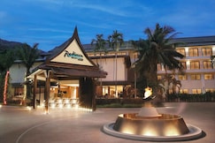 Radisson Resort and Suites Phuket, فوكيت