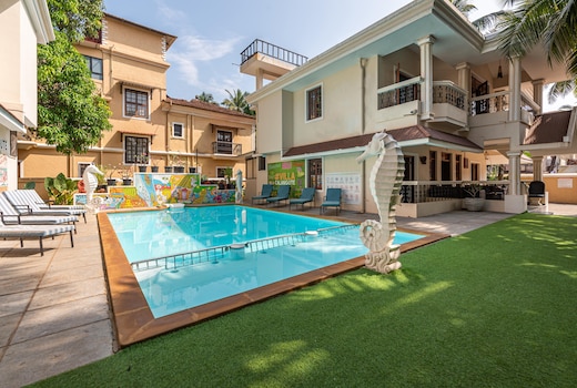 Villa Calangute  Phase 2 - Beachside 6BHK Villa, 2 min walk to Beach