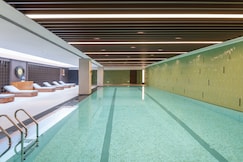 InterContinental Hotels SHANGHAI JING'AN SERVICED APT. by IHG, Shanghai