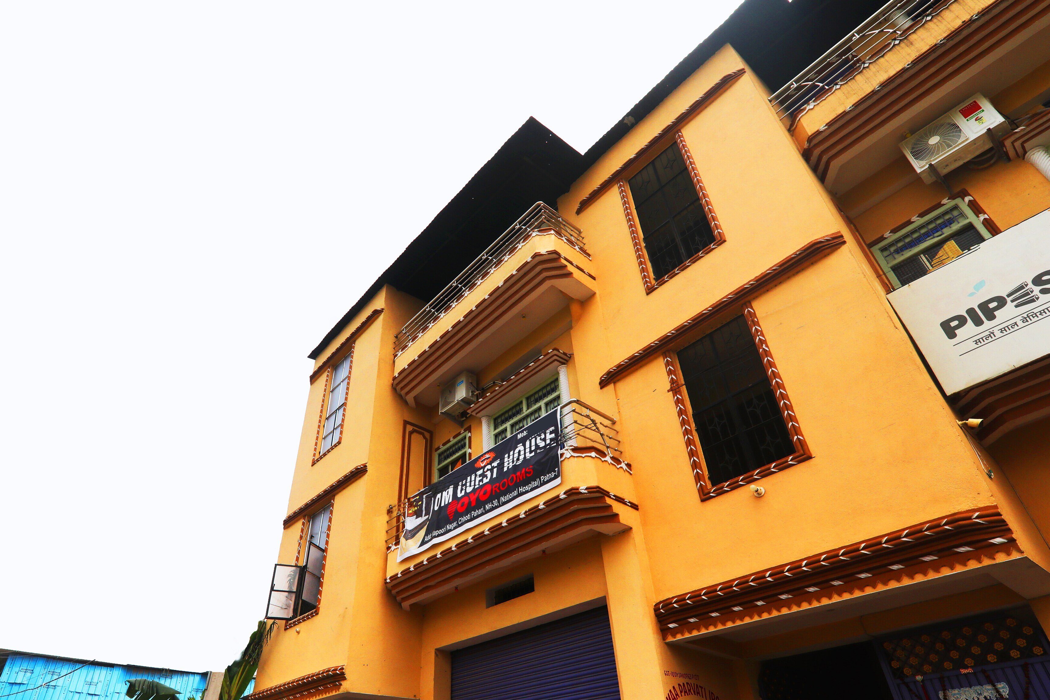 Hotel O OM Guest House - Tap to explore photos