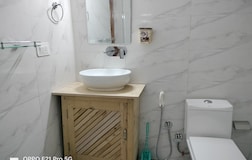 Obvallata Lotus Duplex  Room 1 |