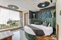 Hotel Shree Pashupati Royal, Vadodara