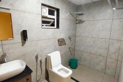 GreatMeadowsHomes Luxury Home, Munnar