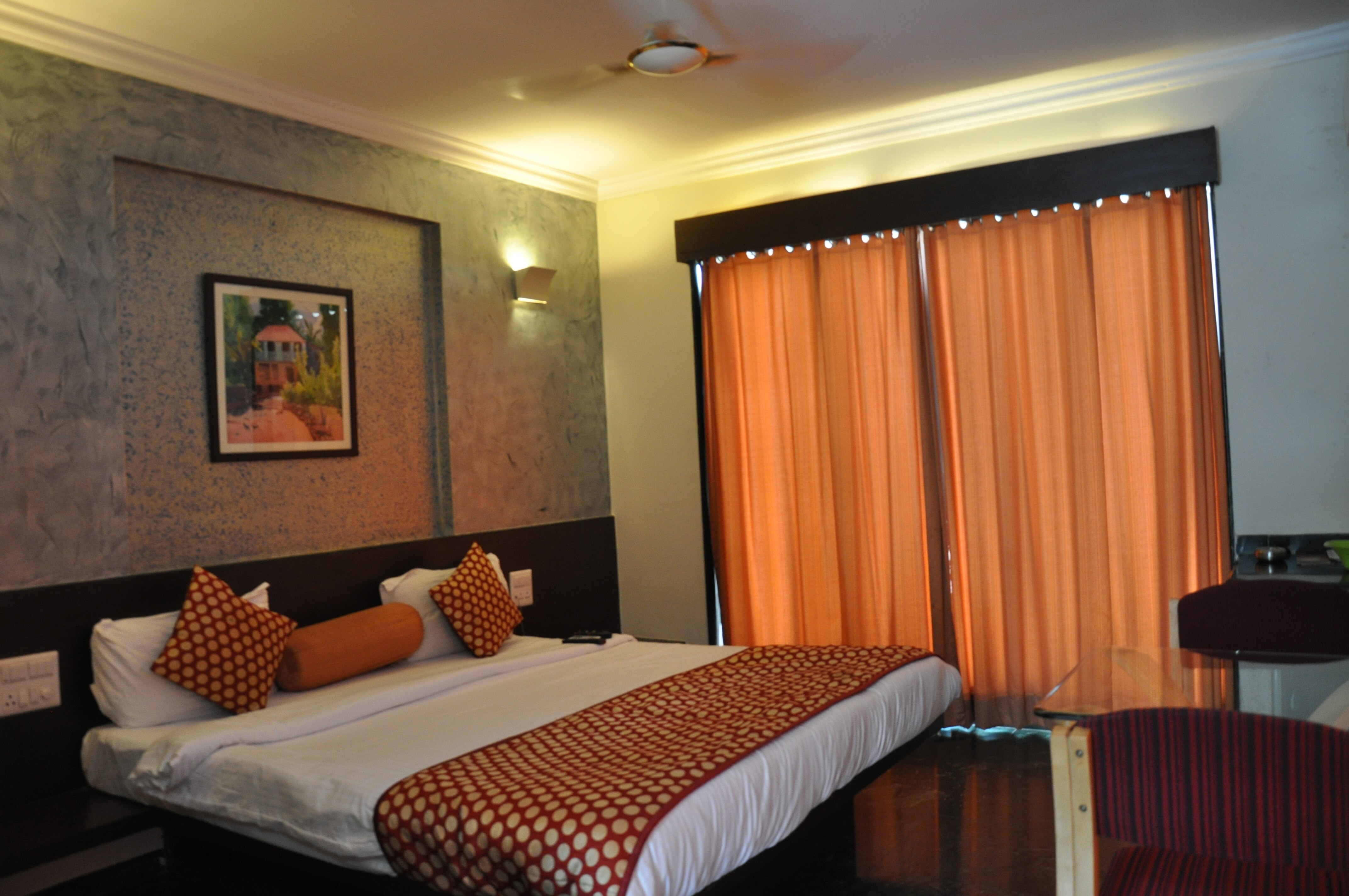 Hotels Near Sai Ashram Book From 294 Hotels 𝐂𝐋𝐎𝐒𝐄𝐒𝐓