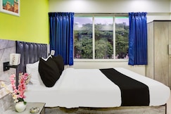 Super Collection O Vardhan Plaza, Pune