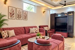 The Mountain Vista 2BHK Apartment with Terrace, Rishikesh