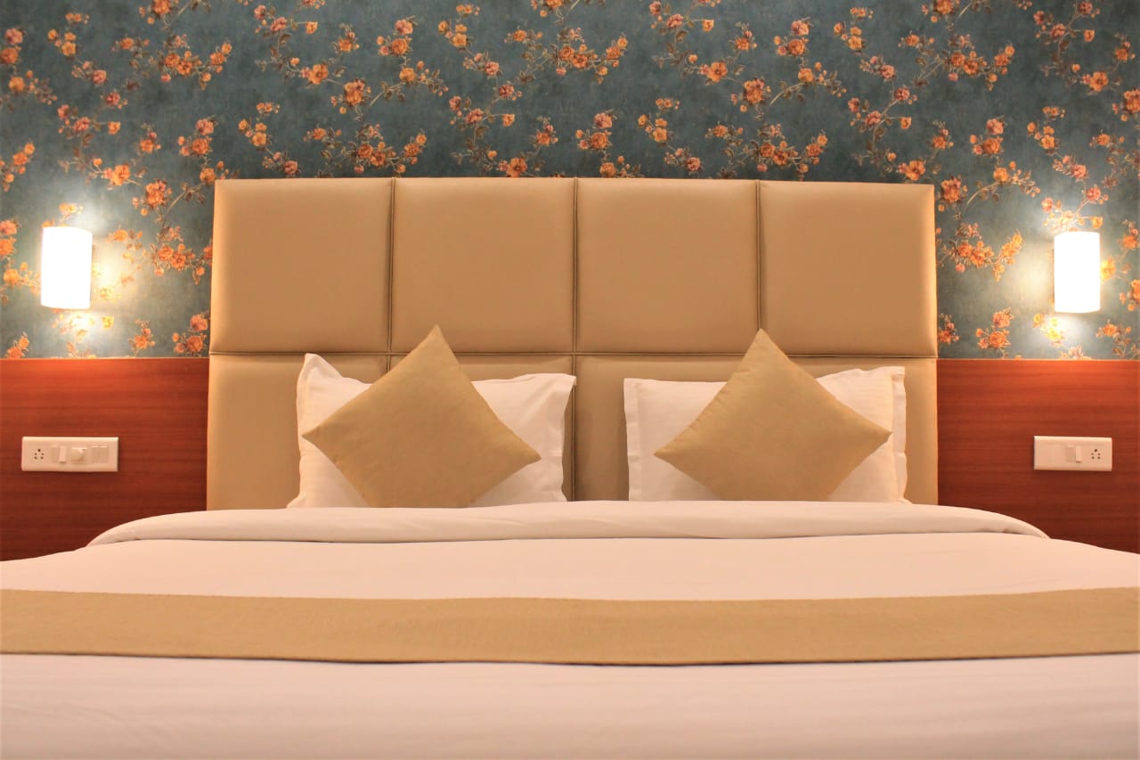 MAGNUS SQUARE - Business Hotel 5