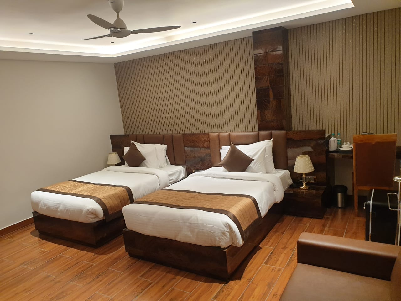 HOTAL SUNCITY PALACE - Tap to explore photos