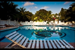 Sea Breeze Beach Resort, Mahabalipuram