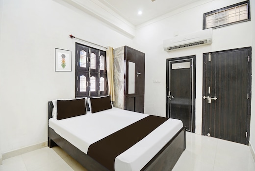 Hotel O The White Haveli