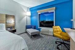 Holiday Inn Express & Suites HUNTSVILLE , Madison