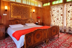 LILY OF THE WORLD, Srinagar