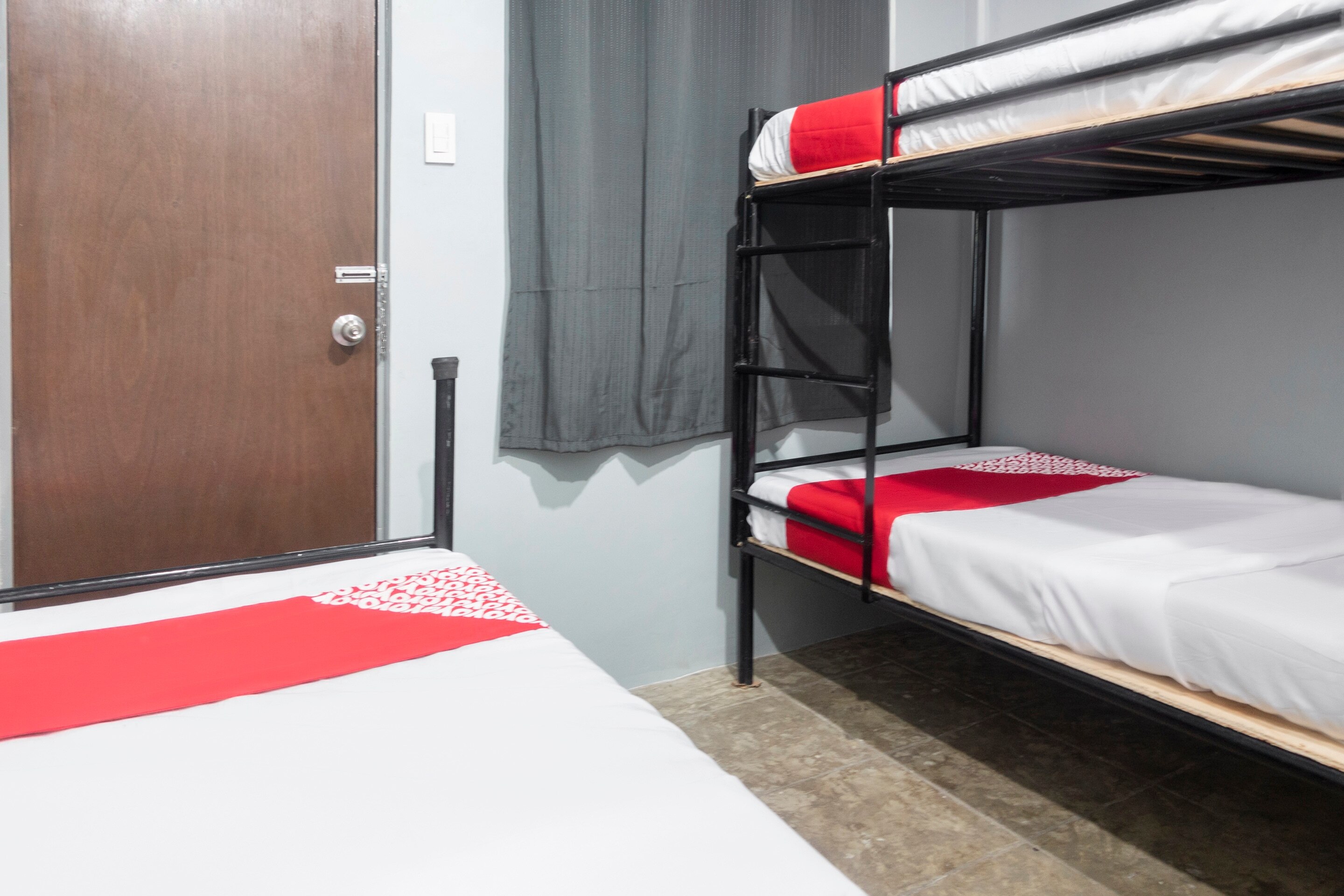 OYO 561 Abn Hostel - Tap to explore photos