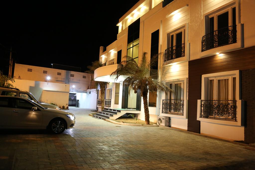 Pine Tree Best Rates On Kanchipuram Hotel Deals Reviews Photos