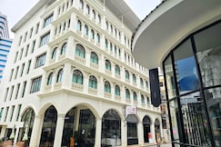 THE BLESS HOTEL & RESIDENCE, Bangkok