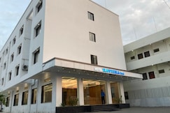 Hotel Raviera Inn, Shirdi