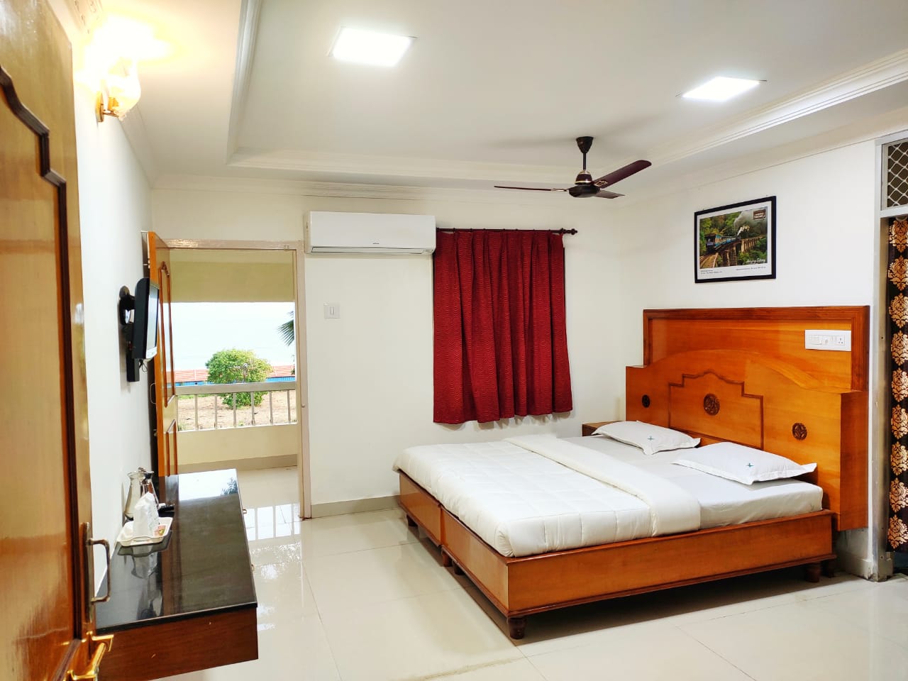 TTDC Hotel TamilNadu - Kanniyakumari - Tap to explore photos