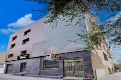 Townhouse Airport Road Delhi, Delhi