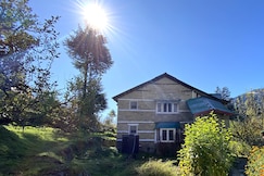 Iris Cottage & Cafe Manali, Manali