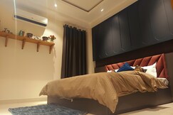 Whispering Ganges Stay, Rishikesh