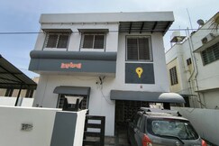 4B2Hk Brahmachaitanya Homestay Nr Railway Station, Pandharpur